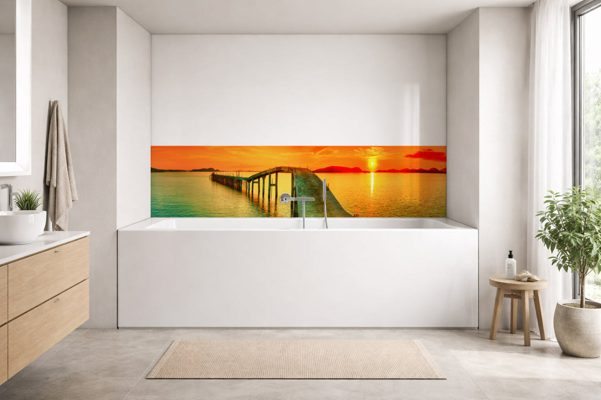 Badrückwand