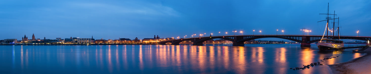 Küchenrückwand Brücke über dem Fluss