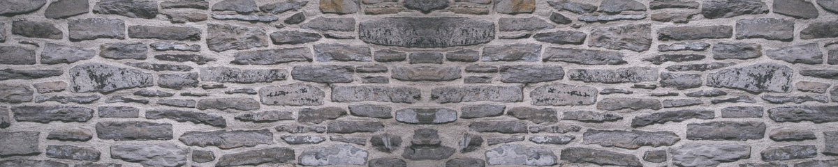 Badrückwand Steinoptik