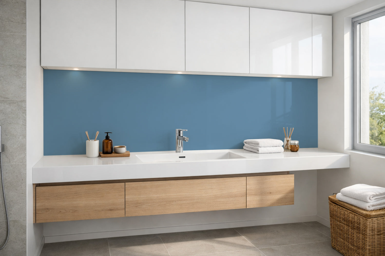 Waschbeckenrückwand Einfarbig RAL 5024 Pastellblau