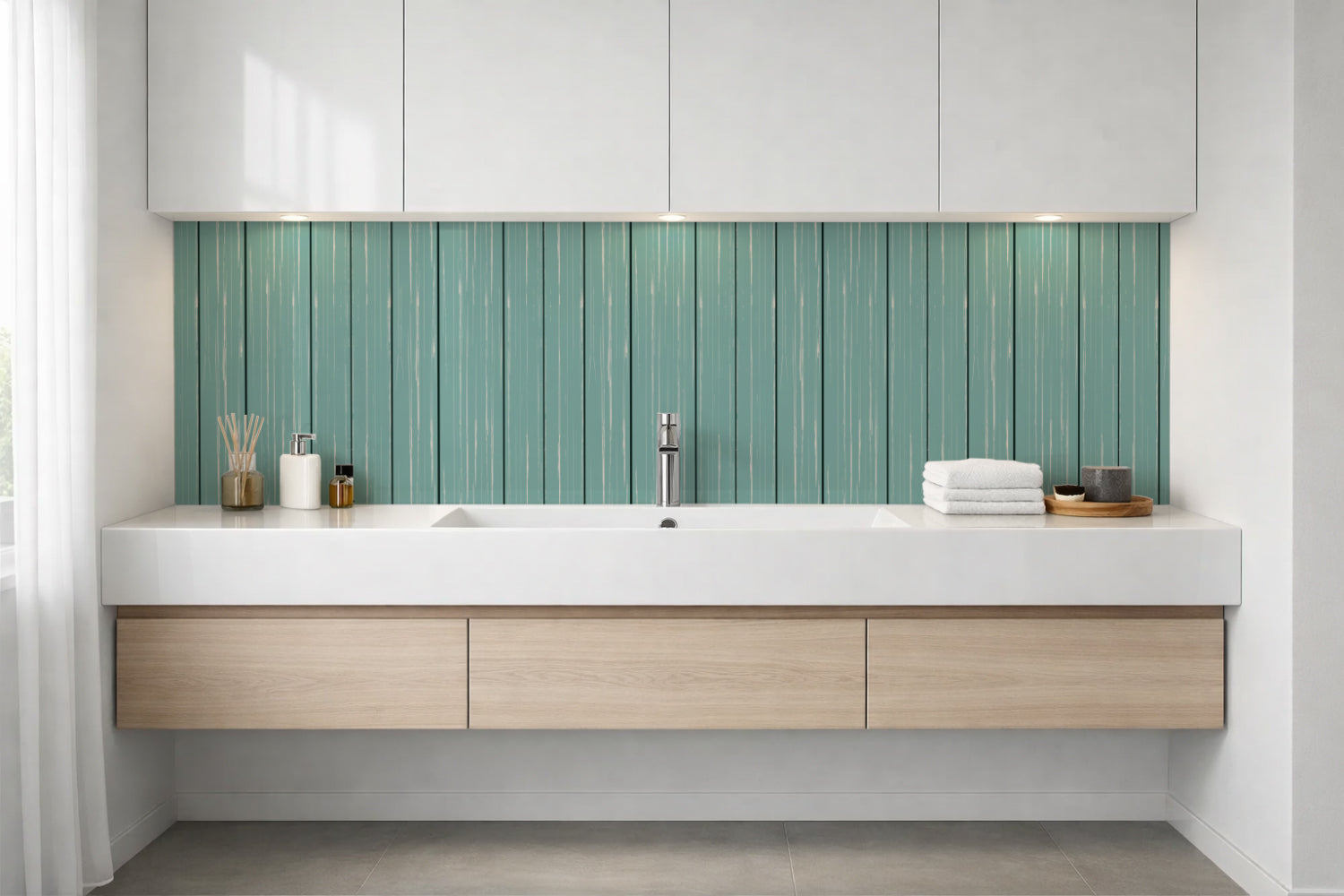 Waschbeckenrückwand Holzoptik