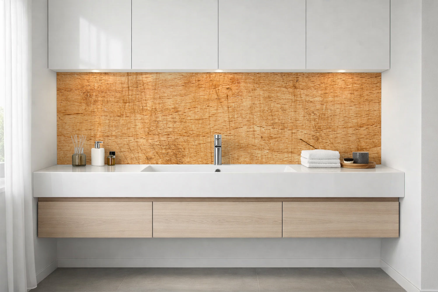 Waschbeckenrückwand Holzoptik